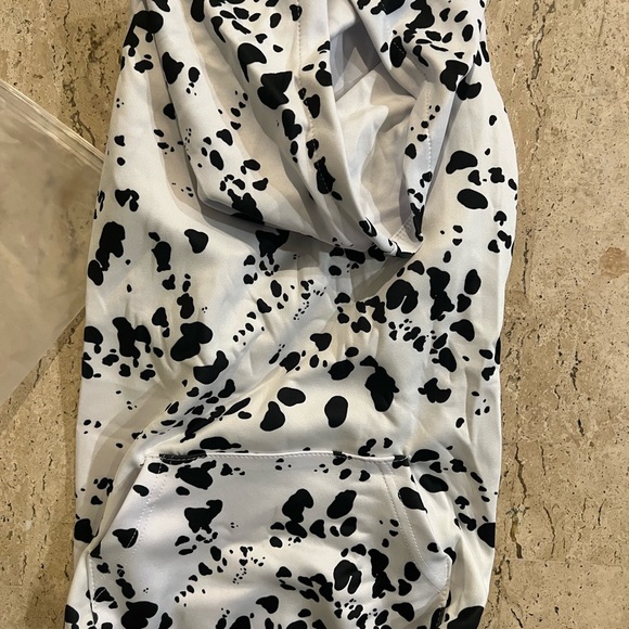 Dalmatian Print Doggie Hoodie Size Large- More like a Medium - Picture 6 of 9